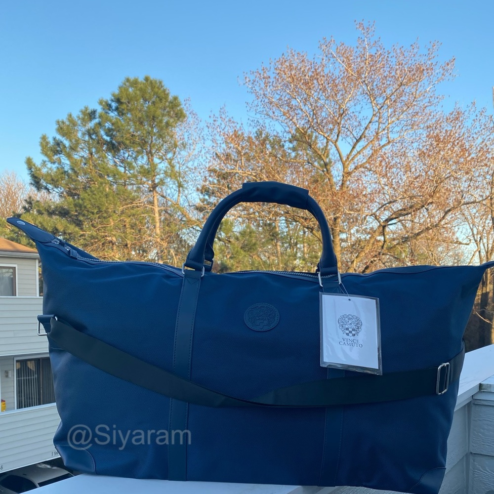 Vince Camuto duffle / Weekender bag - Picture 2 of 16
